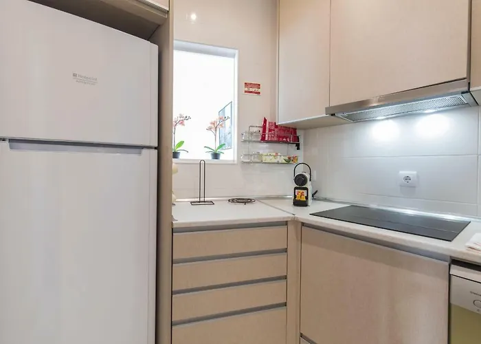 Apartment Lovelystay - Peaceful Living - Heart Of The *